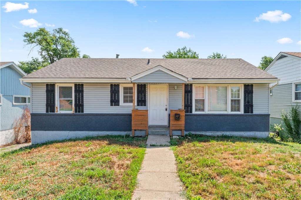 Listing Photo MLS #HMS2563555