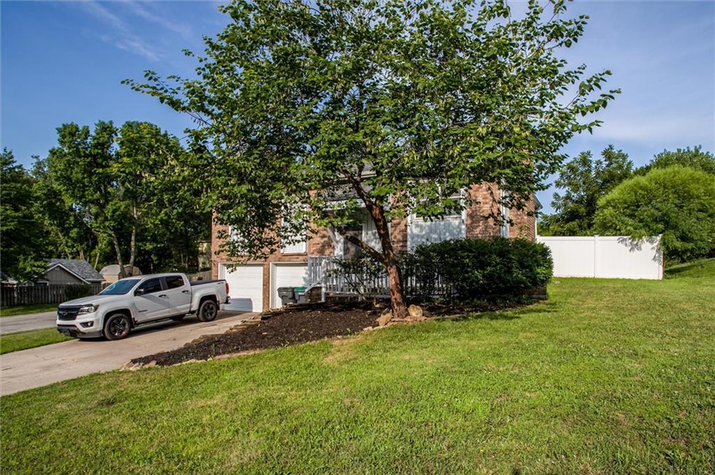 Listing Photo MLS #HMS2563573