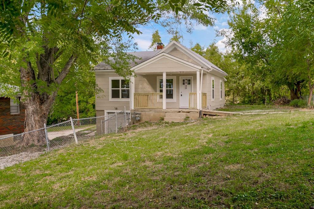 Listing Photo MLS #HMS2563690