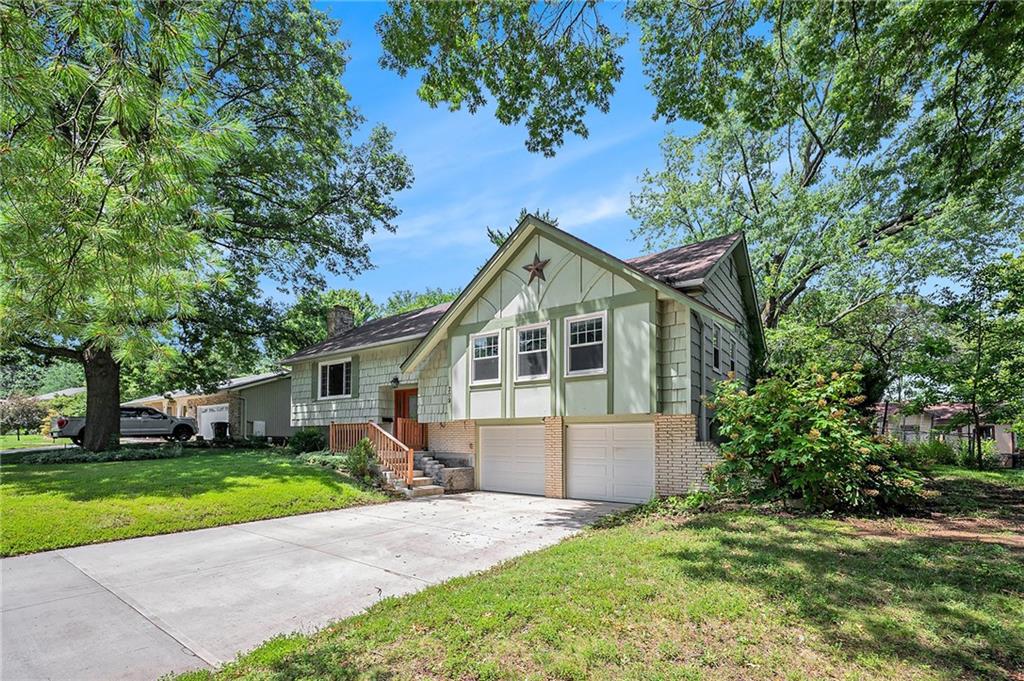 Listing Photo MLS #HMS2563856