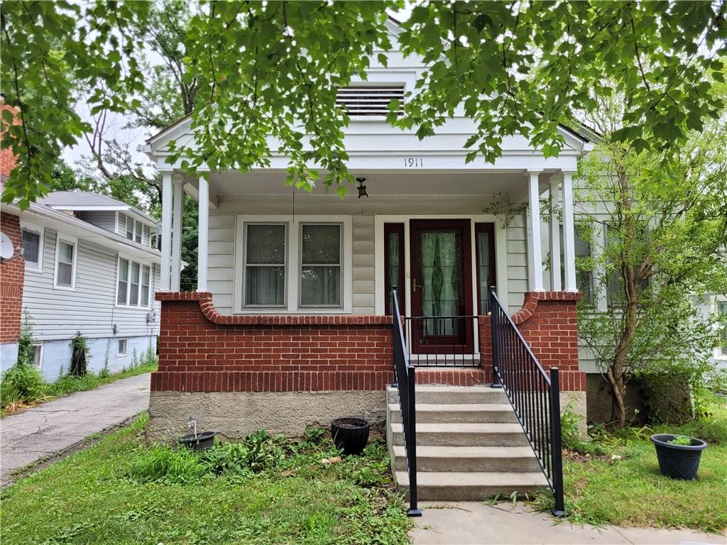 Listing Photo MLS #HMS2564130