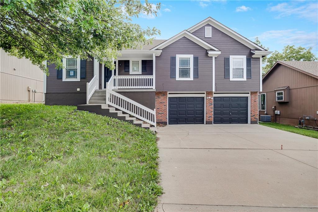 Listing Photo MLS #HMS2564638