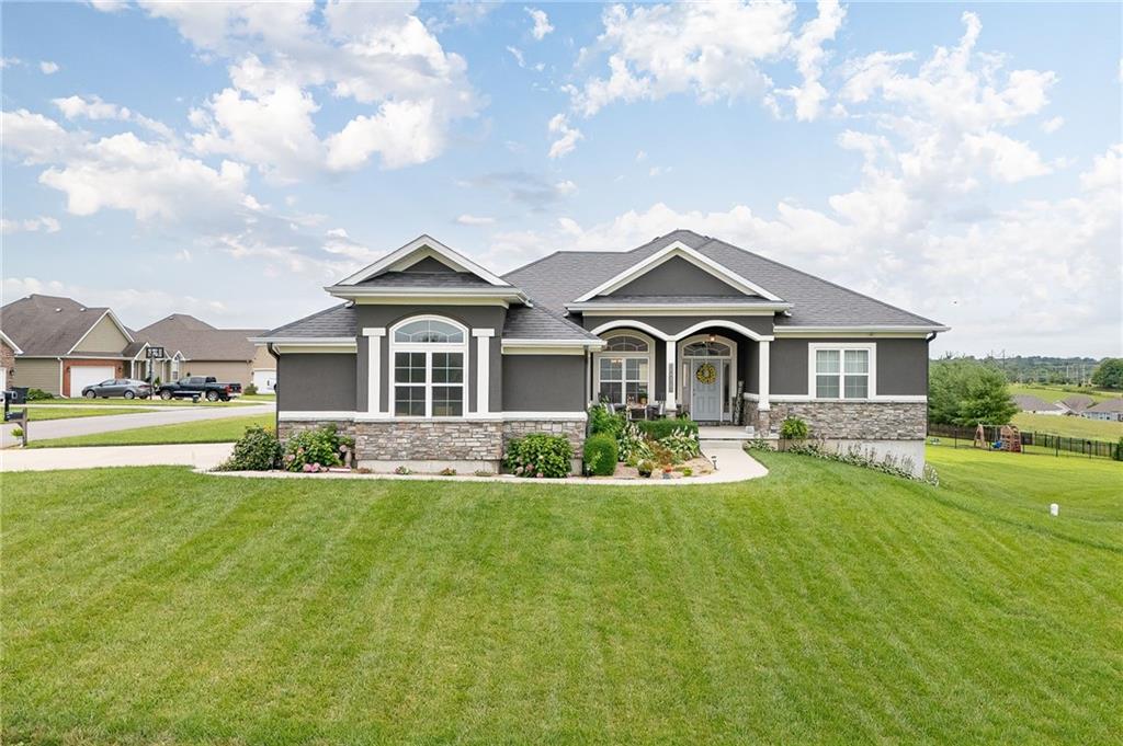 Listing Photo MLS #HMS2564846