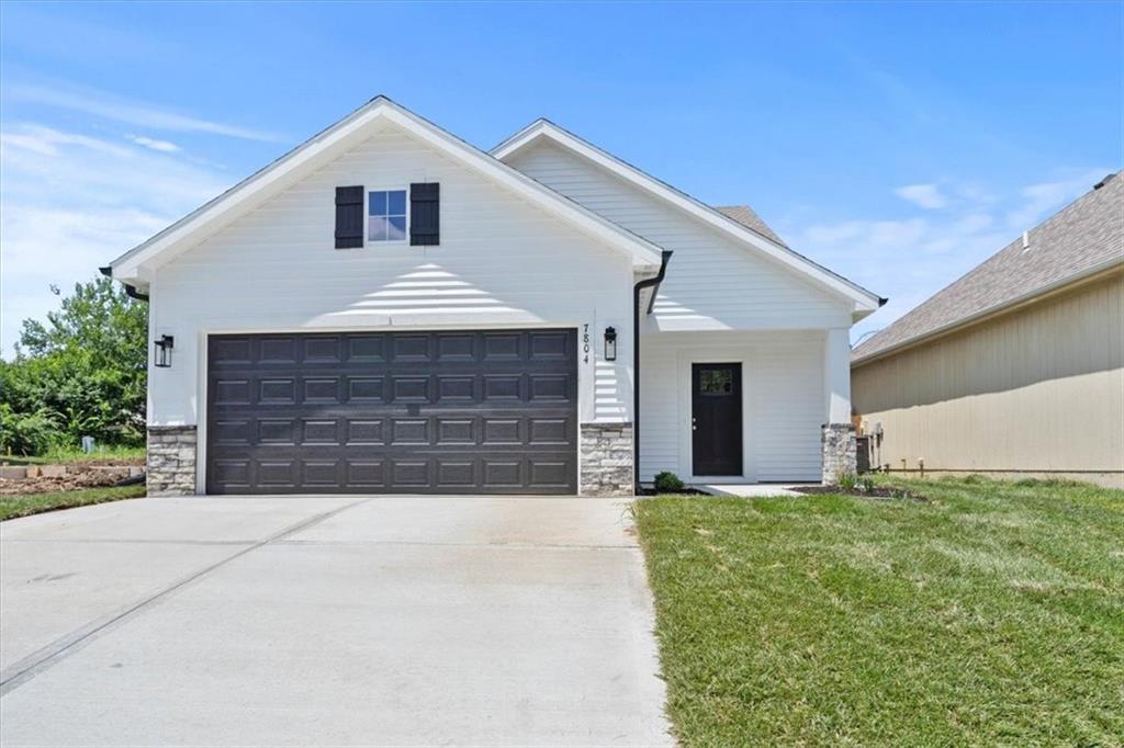Listing Photo MLS #HMS2565226