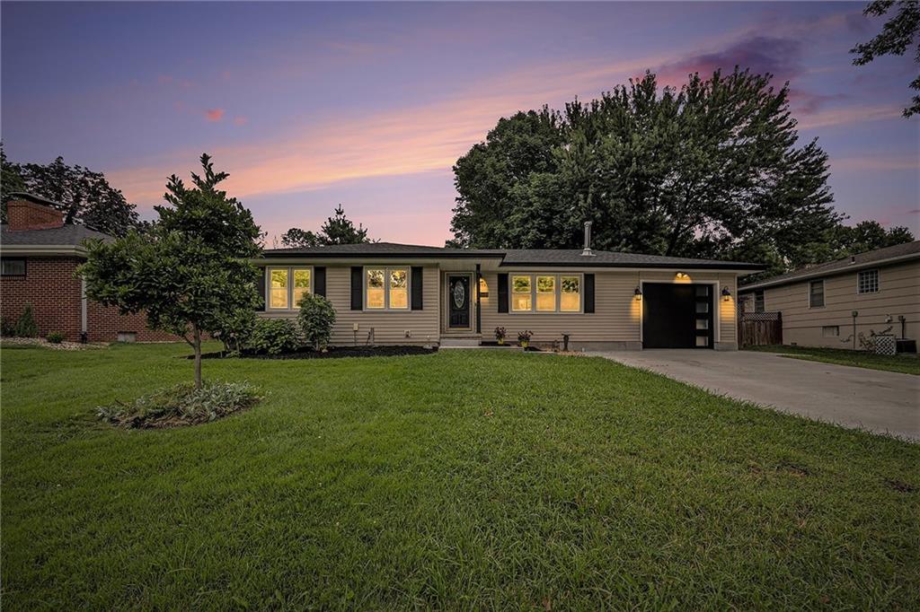 Listing Photo MLS #HMS2565315