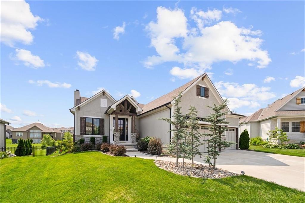 Listing Photo MLS #HMS2565345