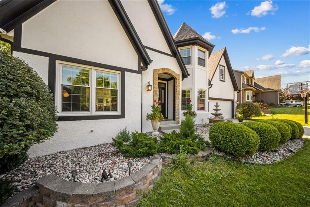 Listing Photo MLS #HMS2565770