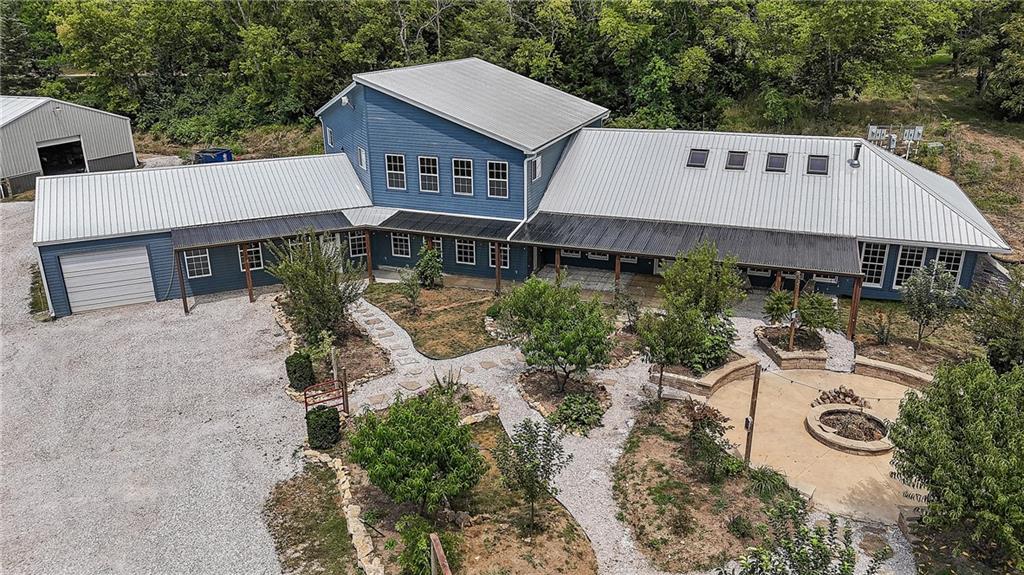 Listing Photo MLS #HMS2565942