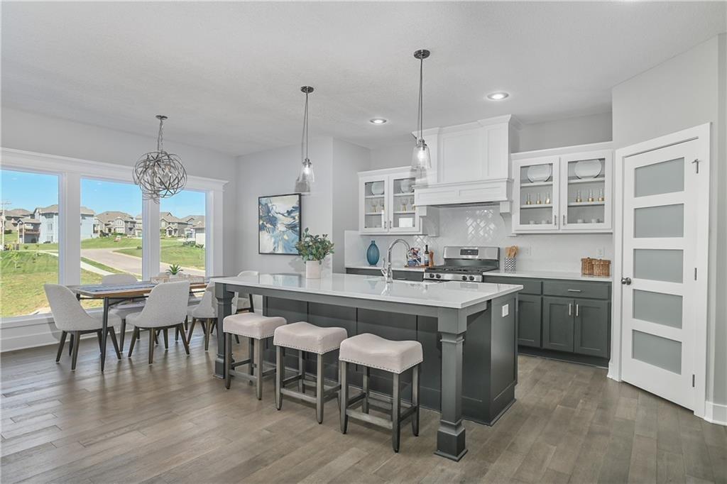 Listing Photo MLS #HMS2566182