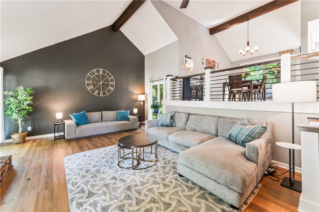 Listing Photo MLS #HMS2566263