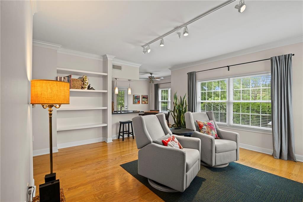 Listing Photo MLS #HMS2566680
