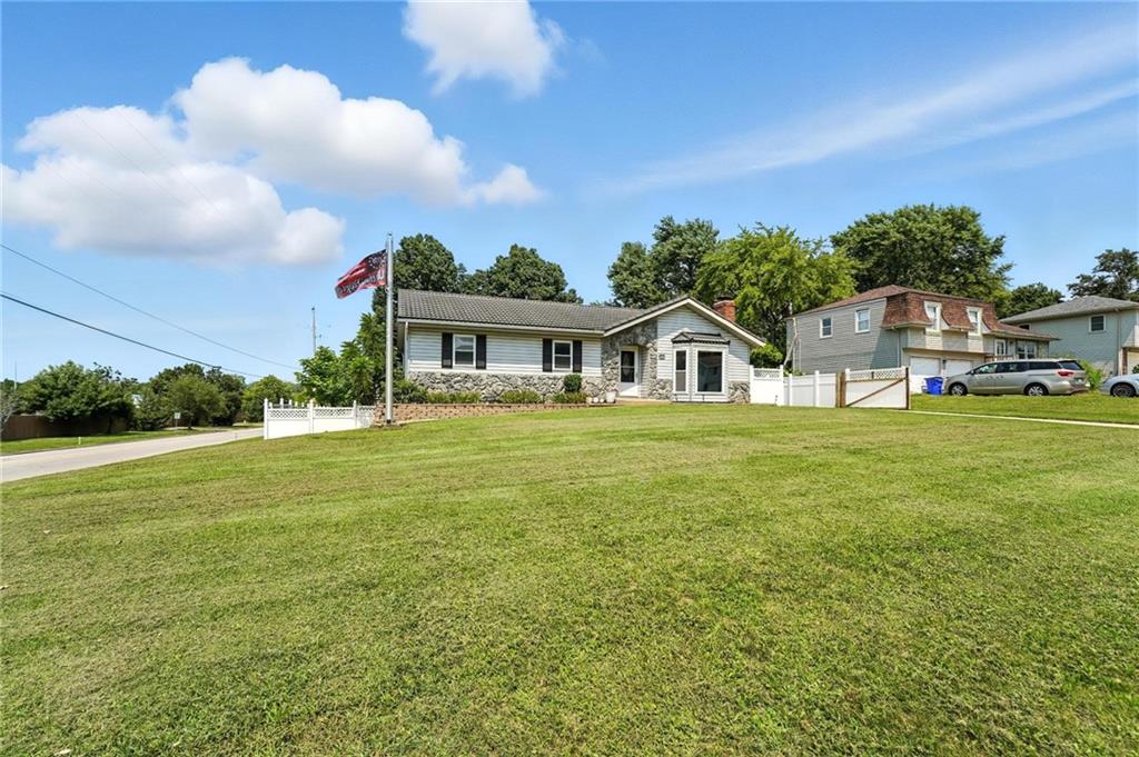 Listing Photo MLS #HMS2566702