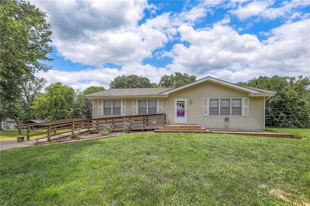 Listing Photo MLS #HMS2566757
