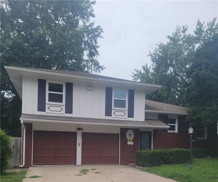 Listing Photo MLS #HMS2567043
