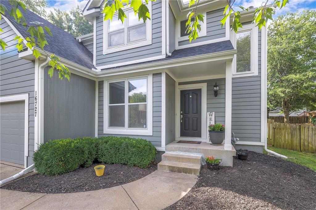 Listing Photo MLS #HMS2567057