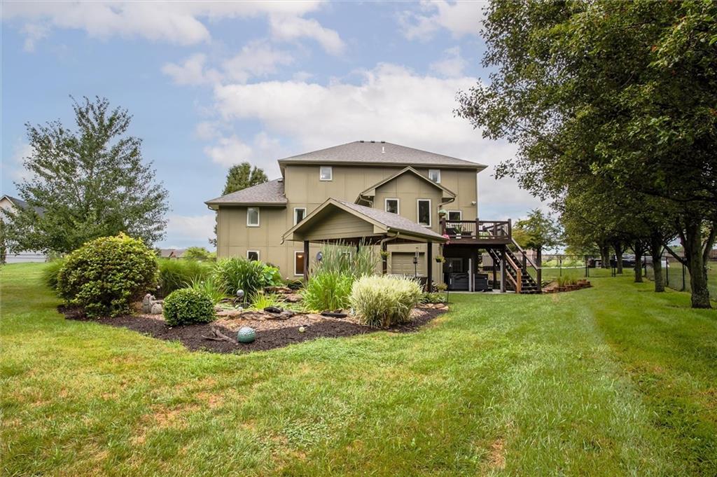 Listing Photo MLS #HMS2567090