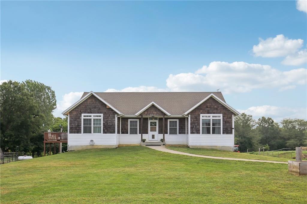 Listing Photo MLS #HMS2567247