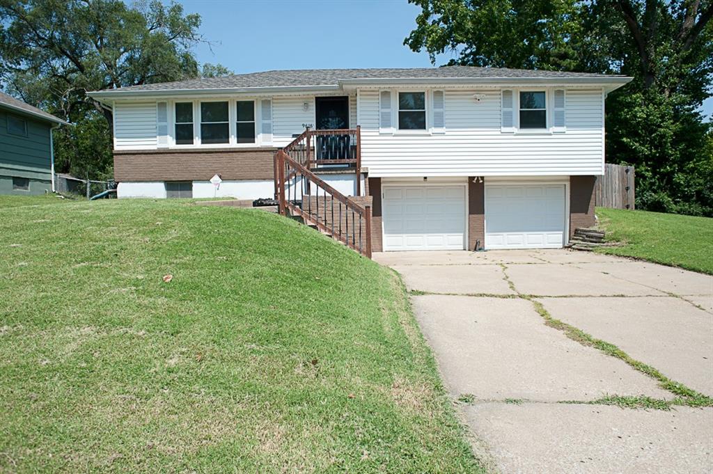 Listing Photo MLS #HMS2567285