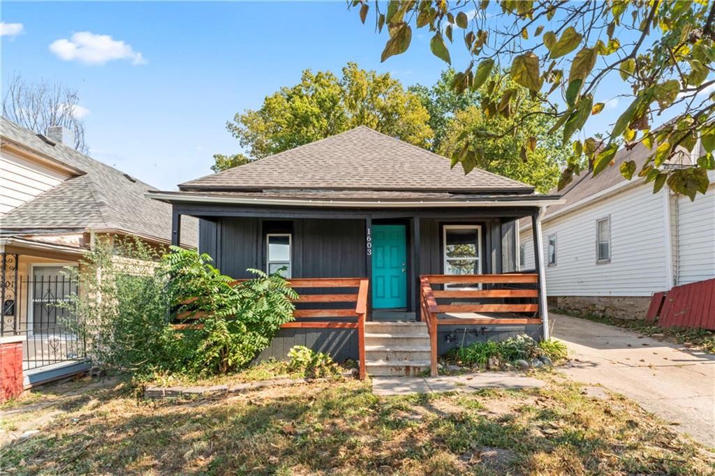 Listing Photo MLS #HMS2567304