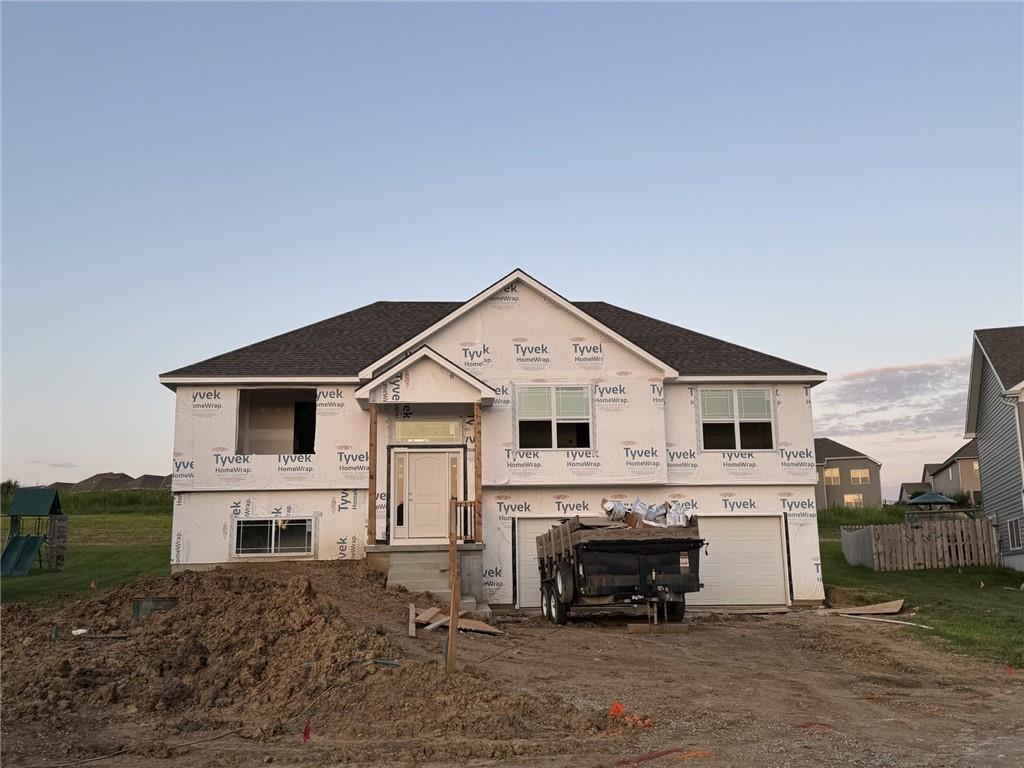 Listing Photo MLS #HMS2567305