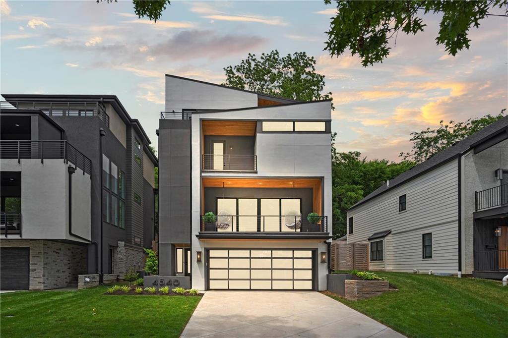 Listing Photo MLS #HMS2567378