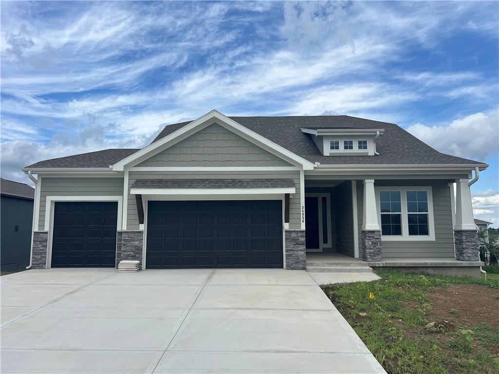 Listing Photo MLS #HMS2567395