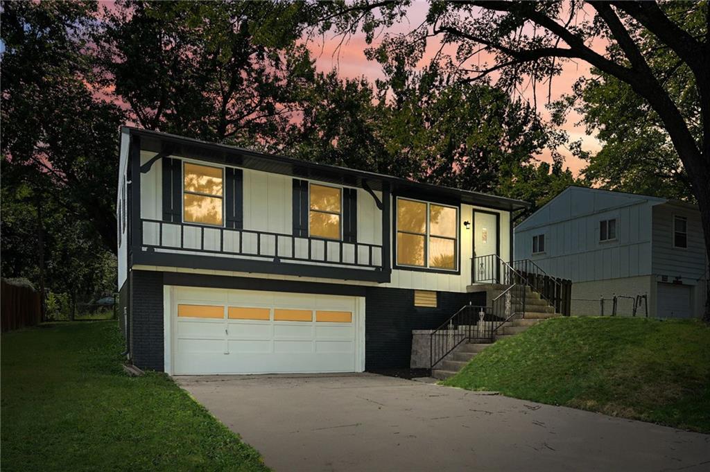 Listing Photo MLS #HMS2567588