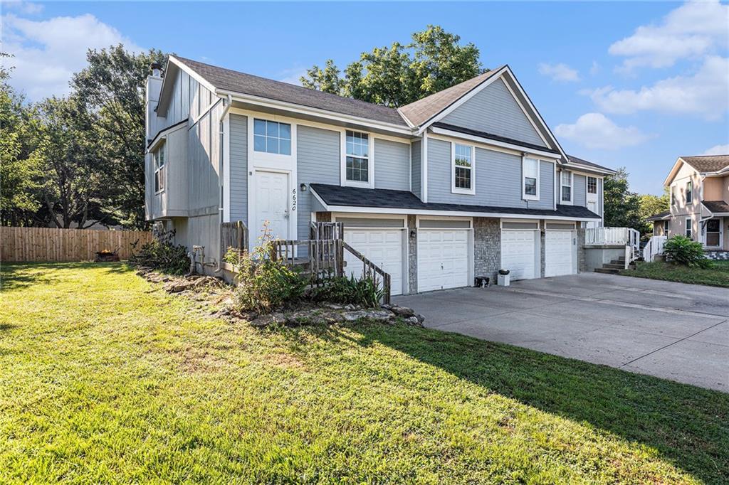 Listing Photo MLS #HMS2567605