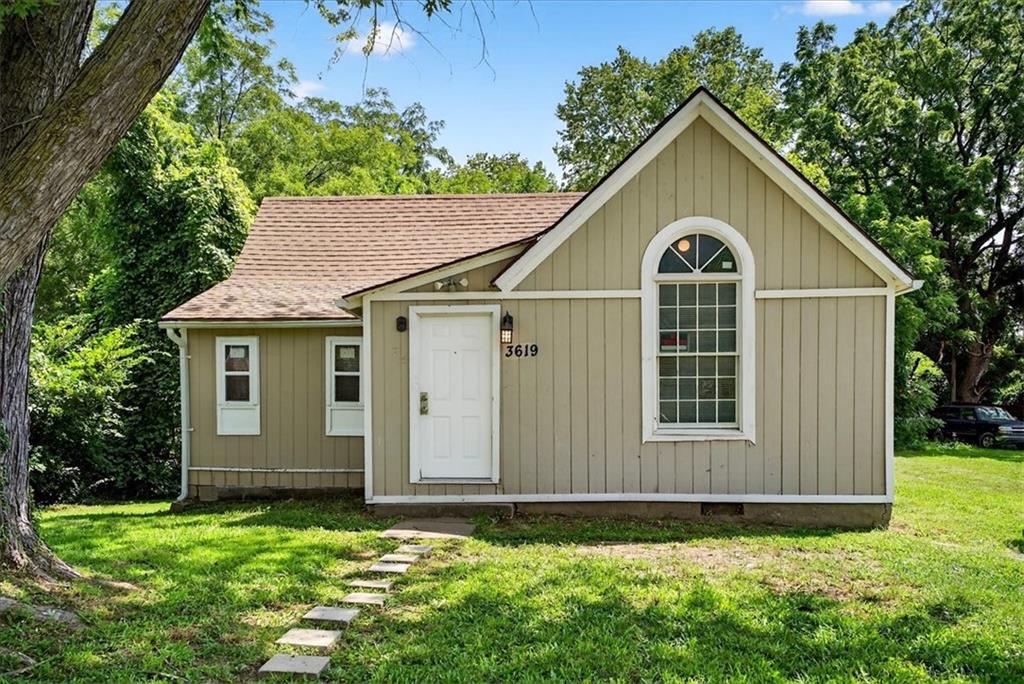 Listing Photo MLS #HMS2567610