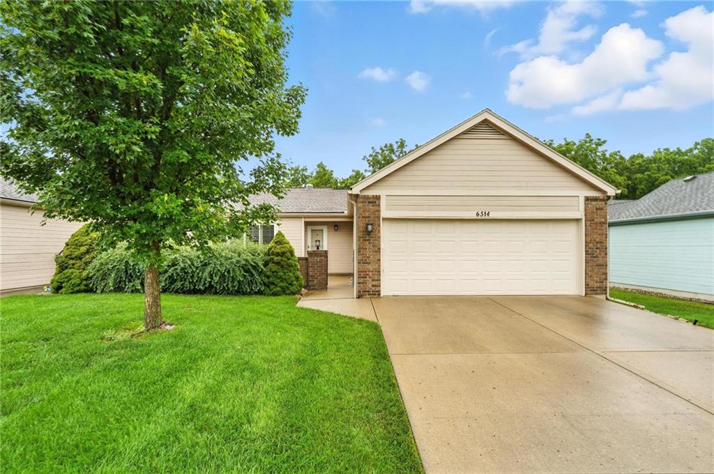 Listing Photo MLS #HMS2567630