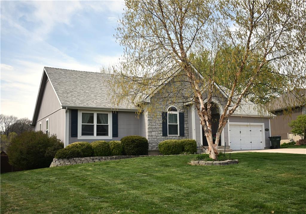Listing Photo MLS #HMS2567651