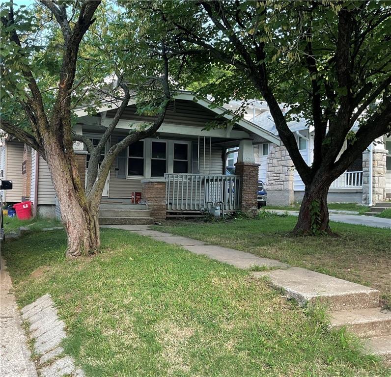 Listing Photo MLS #HMS2567705