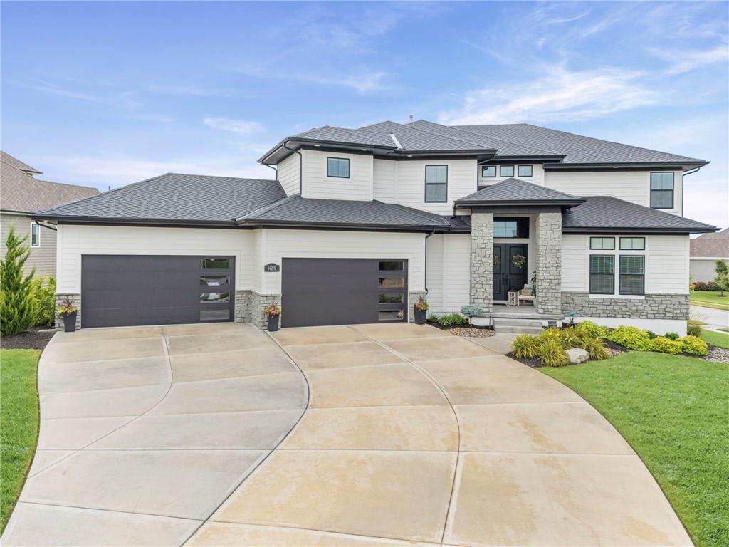 Listing Photo MLS #HMS2567712