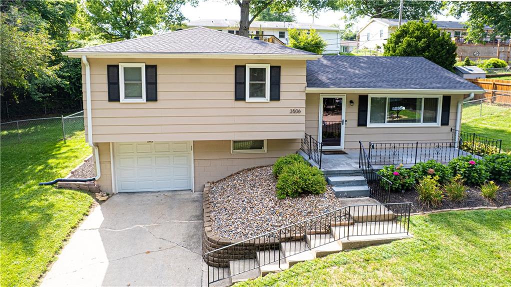 Listing Photo MLS #HMS2567778