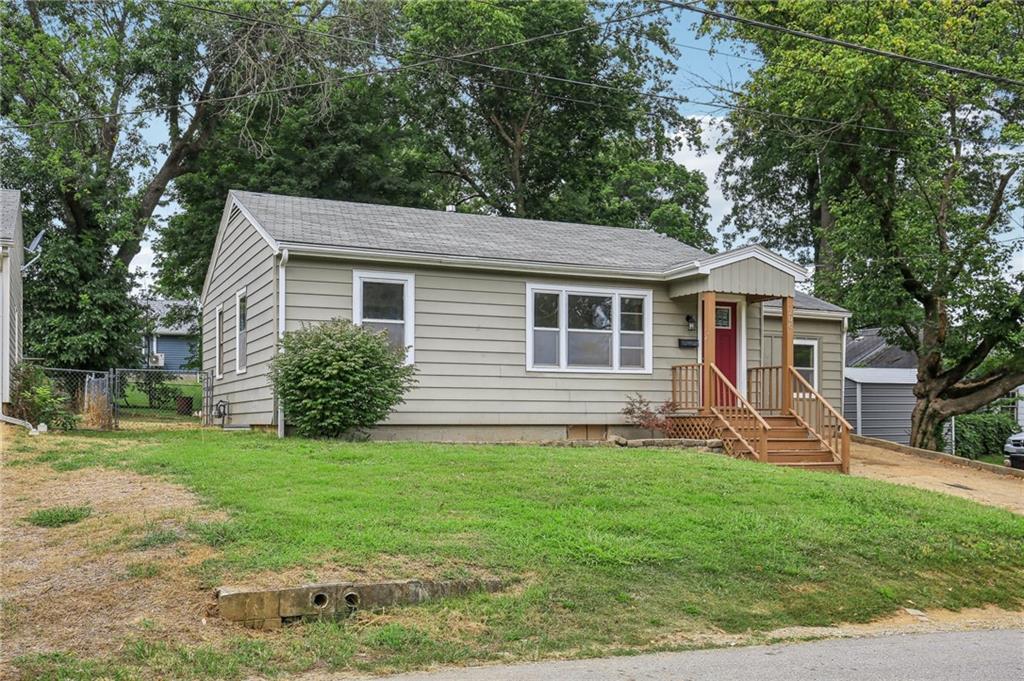 Listing Photo MLS #HMS2567816