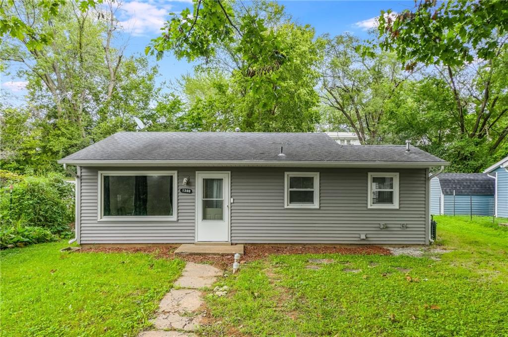 Listing Photo MLS #HMS2567840