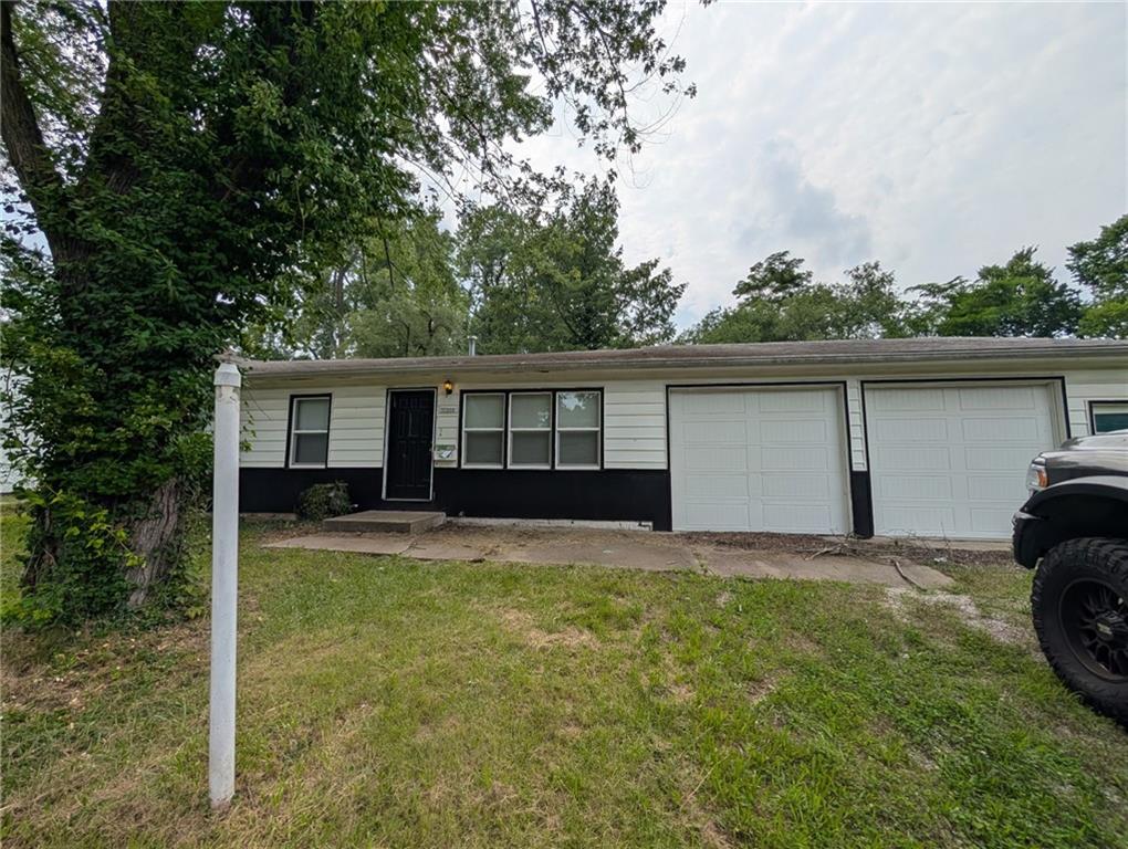 Listing Photo MLS #HMS2567966