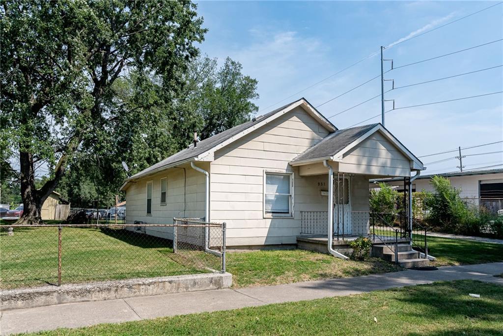 Listing Photo MLS #HMS2568029