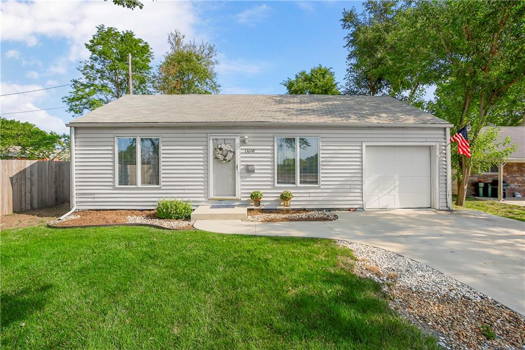 Listing Photo MLS #HMS2568046