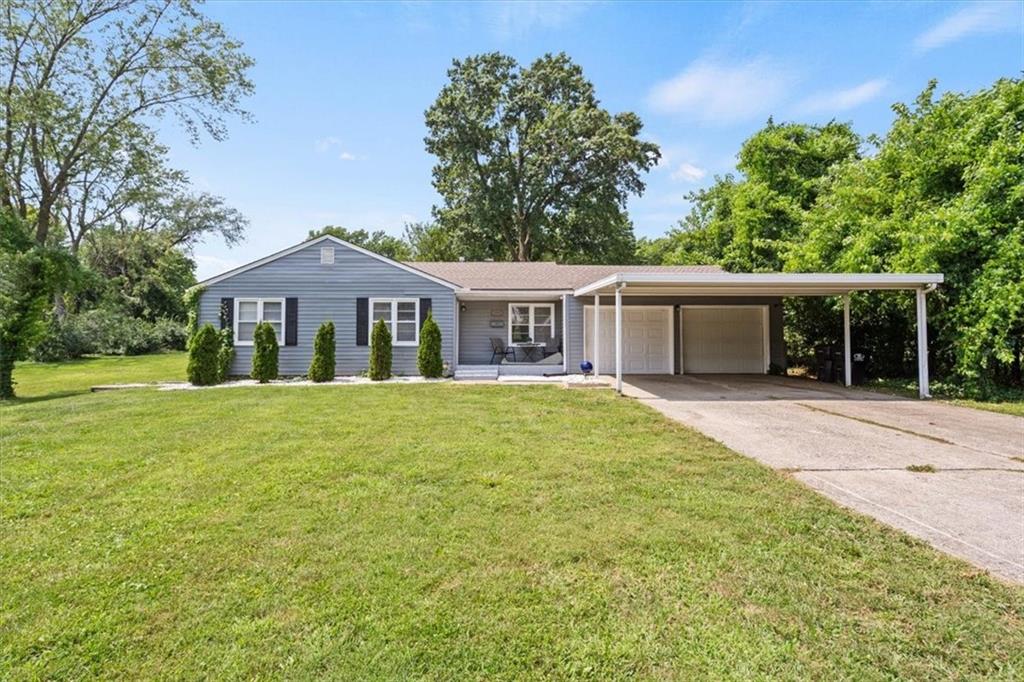 Listing Photo MLS #HMS2568106