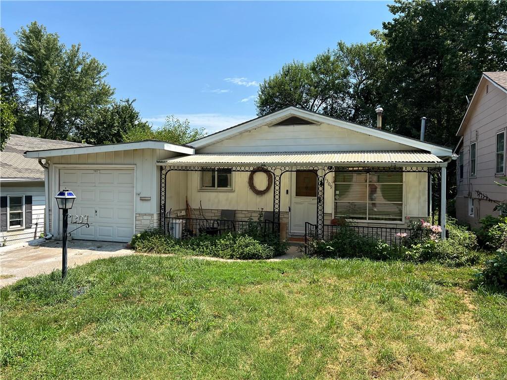 Listing Photo MLS #HMS2568112