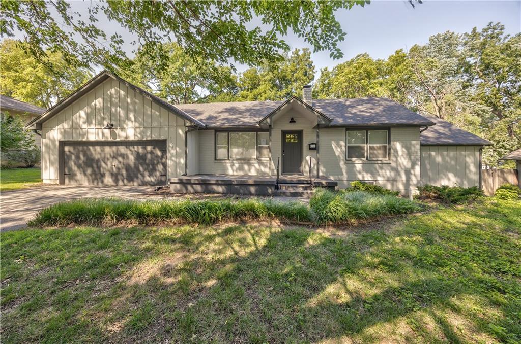 Listing Photo MLS #HMS2568113
