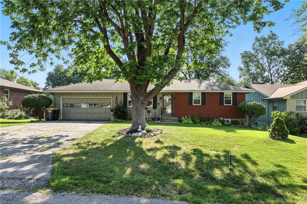 Listing Photo MLS #HMS2568121