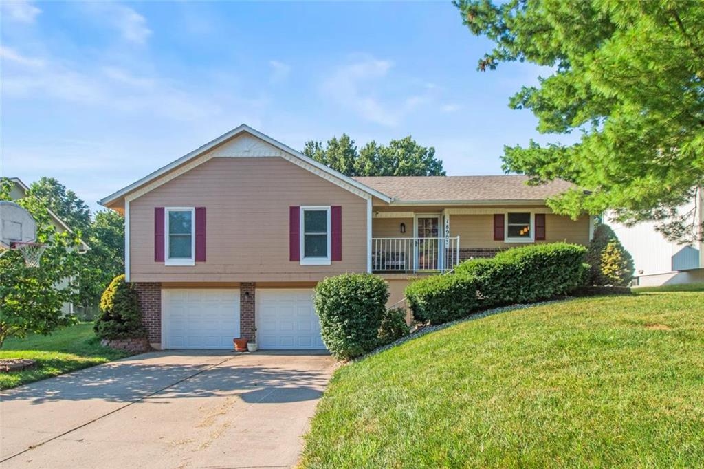Listing Photo MLS #HMS2568136