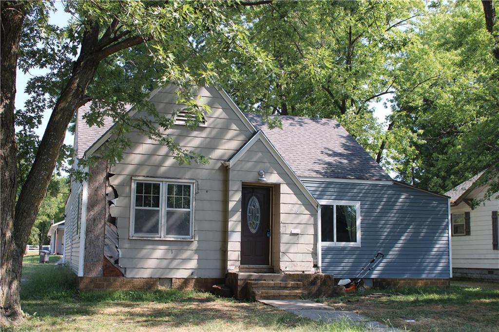 Listing Photo MLS #HMS2568141