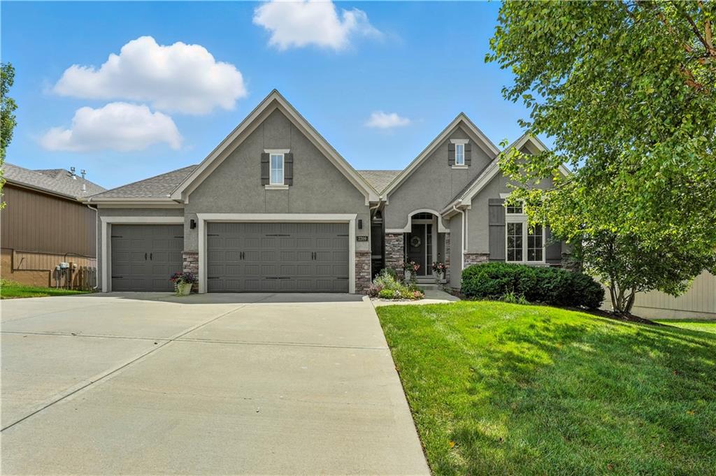Listing Photo MLS #HMS2568143