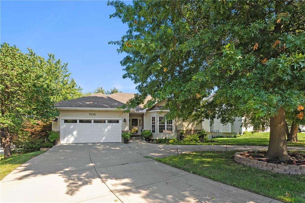 Listing Photo MLS #HMS2568175