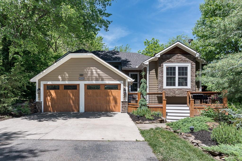 Listing Photo MLS #HMS2568222