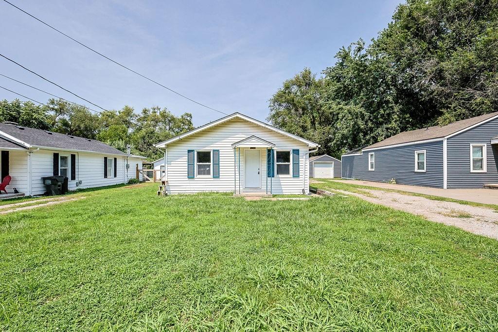 Listing Photo MLS #HMS2568270