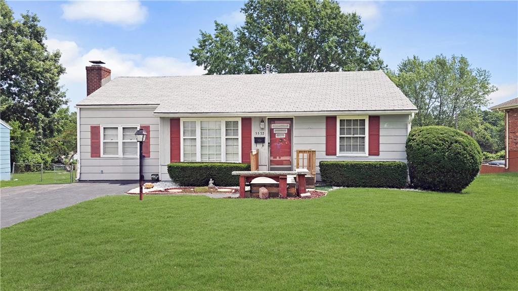 Listing Photo MLS #HMS2568283
